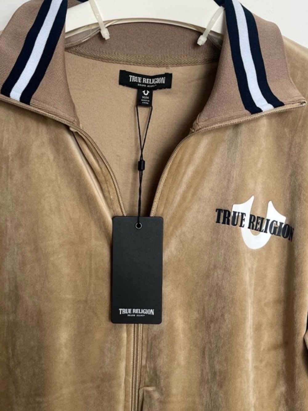 TRUE RELIGION Velour Tour Track Jacket World Tour Travertine Sz M - Picture 13 of 16